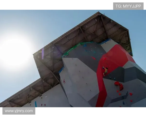 深圳攀岩队的逆袭之路：从初学者到顶尖高手的奋斗纪实