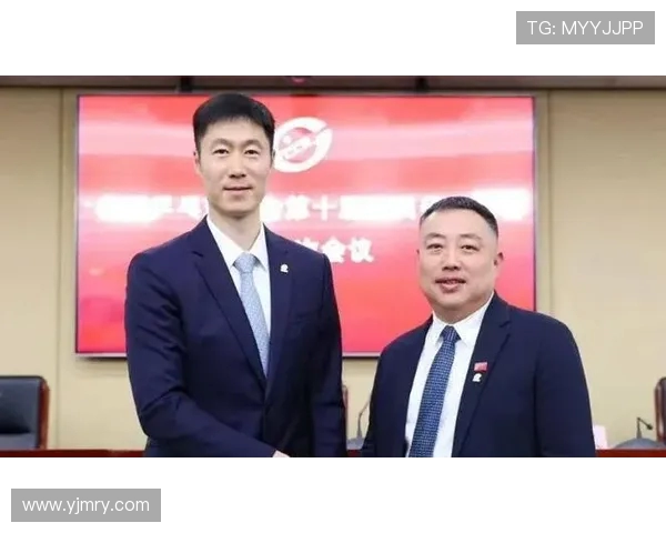 上海篮球队战术解析与大满贯点评全景回顾