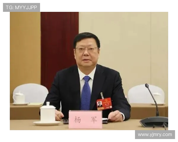 杨军专访：从青涩少年到羽毛球冠军的奋斗与成长之路